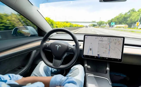 曝特斯拉試駕車(chē)還未推送FSD 大部分銷(xiāo)售都沒(méi)體驗(yàn)過(guò)