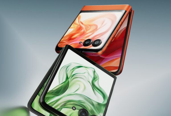 摩托罗拉Razr 50 Ultra