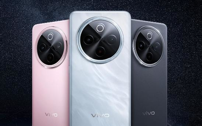 VivoY300Pro+今日开售内置7300mAh电池1799元起