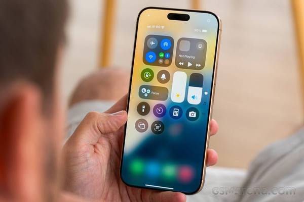 外媒：更智能的Siri或將于今年亮相 與iOS 19同期發(fā)布