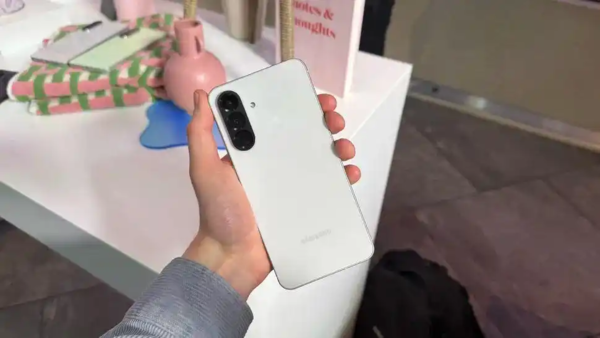 最新一期十大热门手机榜单公布 三星A56继续稳居榜首