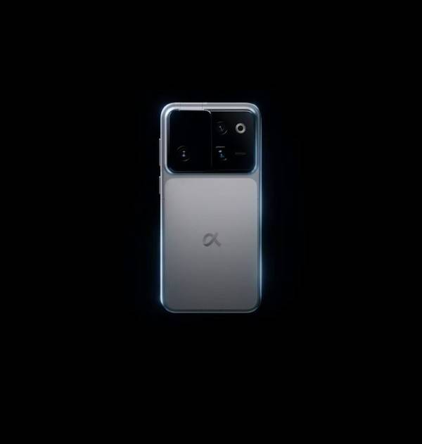 荣耀明年将推出机器人手机 集成AI、具身智能与高清摄像