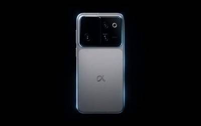 荣耀明年将推出机器人手机集成AI、具身智能与高清摄像