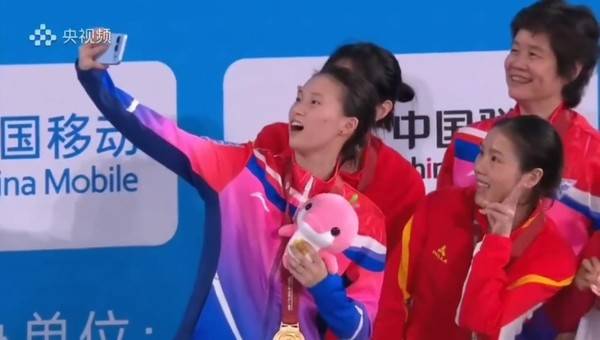 荣耀500系列全运会全球首秀 陈芋汐成实力影像体验官