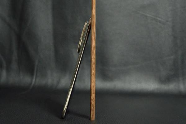 轻薄与实力并行，华为Mate 70 Air今日开售：办公娱乐场景体验拉满