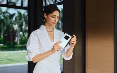 华为MateX7今日开售支持第二代红枫1TB版售价1.6万