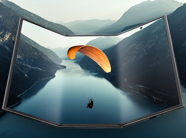 三星首款三折疊屏手機今日上架 機身薄至約3.9毫米