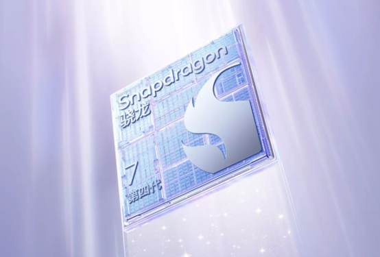 OPPO Reno15c开售 搭载骁龙7 Gen4+5000万潜望长焦