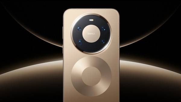 华为Mate80 Pro Max获CNMO年度评选“商务旗舰天花板”