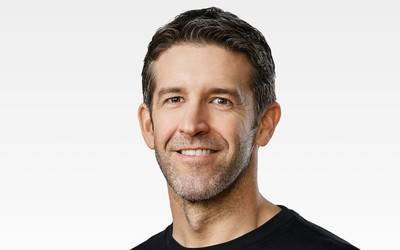 后库克时代谁主苹果？“硬件掌门”约翰·特努斯呼声最高