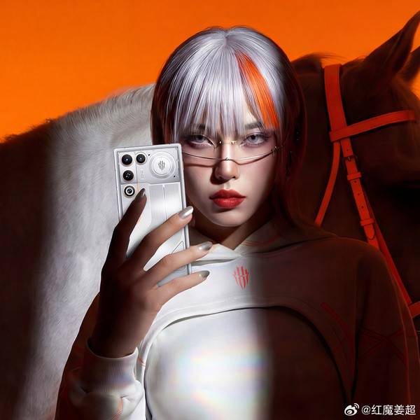 红魔产品经理痛批手机行业抄袭成风：千篇一律审美倒退